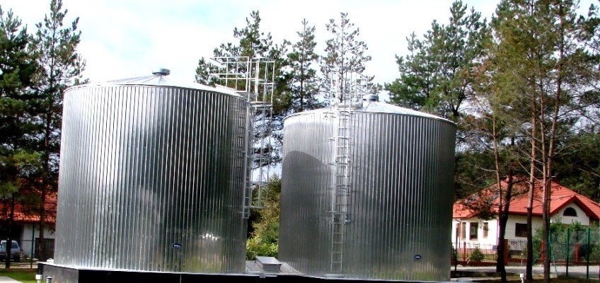 Balance tanks